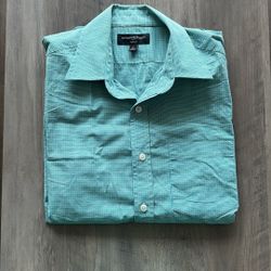 Banana Republic button up short sleeve dress shirt