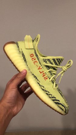 Yeezy ‘Frozen Yellow’ - Size 9.5