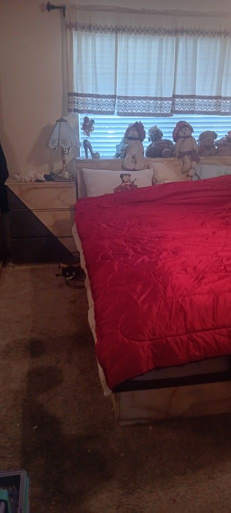 California King Bed