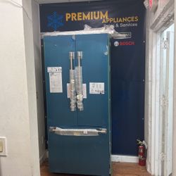 THERMADOR REFRIGERATOR FRENCH DOOR 36” INCHES , DOUBLE OVEN MASTER PIECE 30” DISHWASHER 24” INCHES