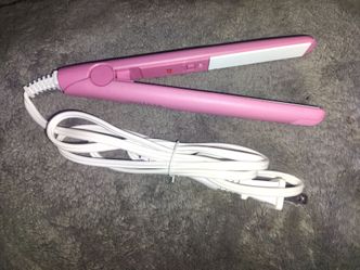 Vivitar Mini Straightener curler