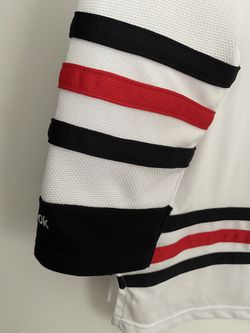 Chicago Blackhawks jersey for Sale in Chicago, IL - OfferUp