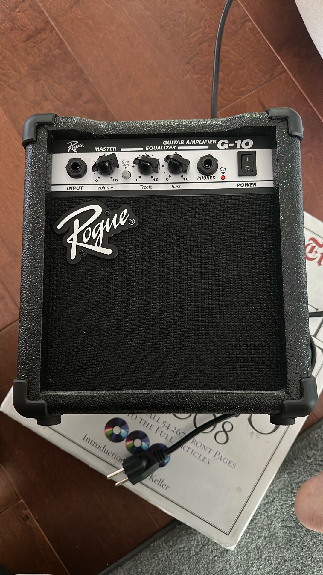 Rogue Guitar Amplifier