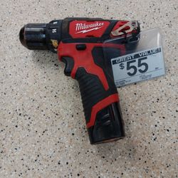 Milwaukee Cordless Drill 