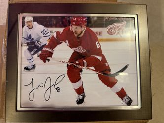 Justin Abdelkader Signed Photo Framed