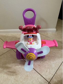 Disney Minnie Mouse Ride-On Airplane – Lights Up & Moving Propeller! ✈️🎀