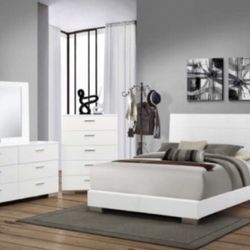 MODERN NEW RENAISSANCE WHITE GLOSSY BEDROOM SET ON SALE ONLY $899. EASY FINANCING 