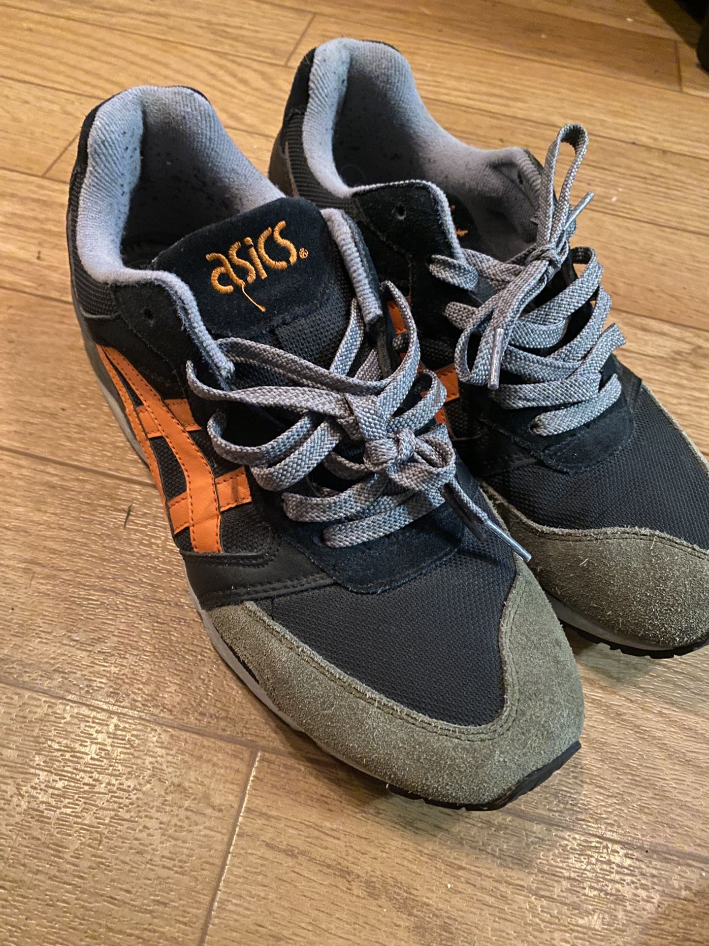 ASICS Men’s Size 9.5