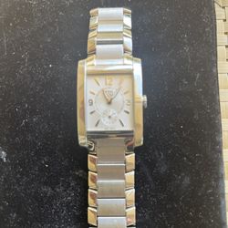 Esq- Movado E-5297 Swiss / Quartz Watch