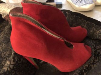 Red heels size 6.5