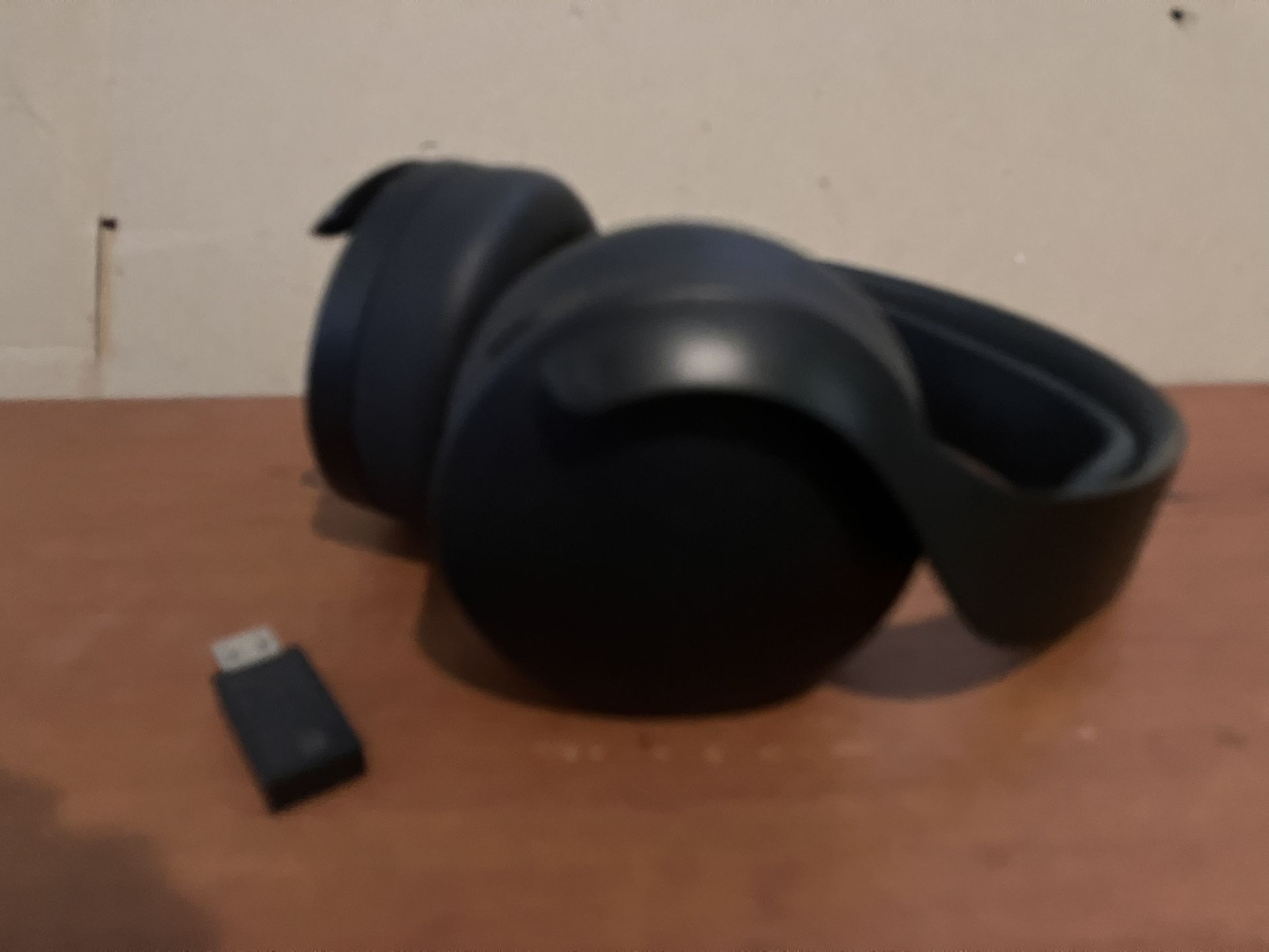 PS Elite Pulse Midnight Black Cordless Headphones