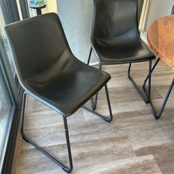 4 identical Leather Chairs 
