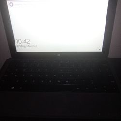 microsoft 8 pro 128gb GREAT DEAL TODAY $140 ... RETAIL $800 UNLOCK WITH CHARGER AND TABLET CASE TO CARRY AROUND LOCATED IN LAS VEGAS NEED GONE NOW