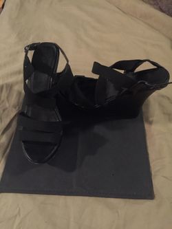 Black wedges 8.5/9