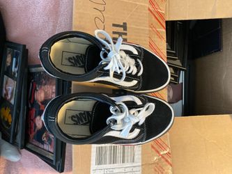 Vans women’s 6