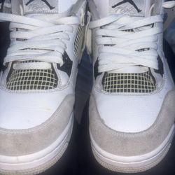 jordan 4 military’s black & white