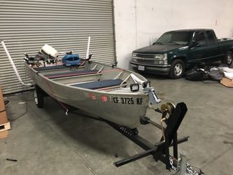 14 foot richline aluminum fishing boat, turn key with trailer and