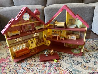 Bluey Playhouse/ Bluey Toys
