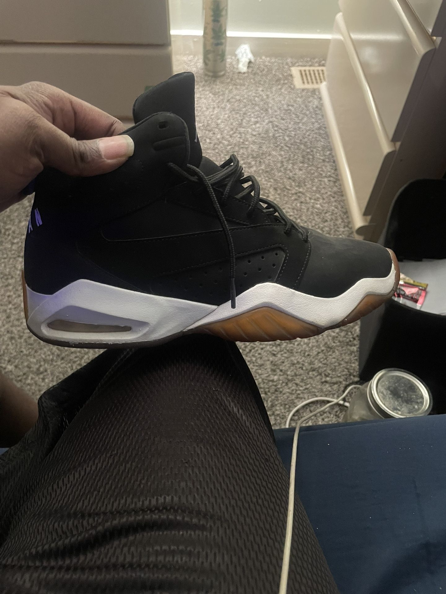 Jordans Size 9