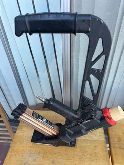 Banks 2-in-1 Flooring Air Nailer/Stapler