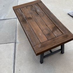 Free - Outdoor Coffee Table 
