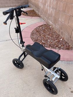Nova knee scooter