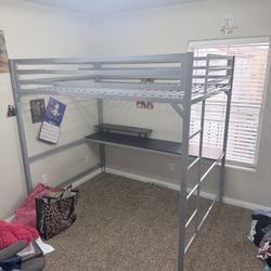 Full size Metal Loft Bed with Desk