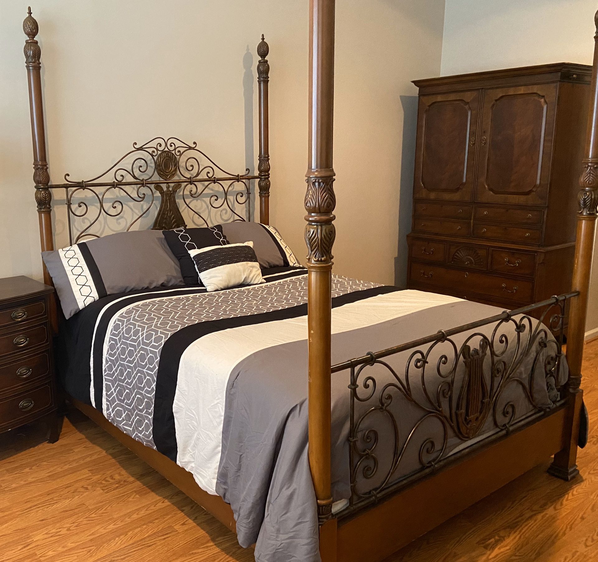 Bed frame for queen mattress (mattress not included)