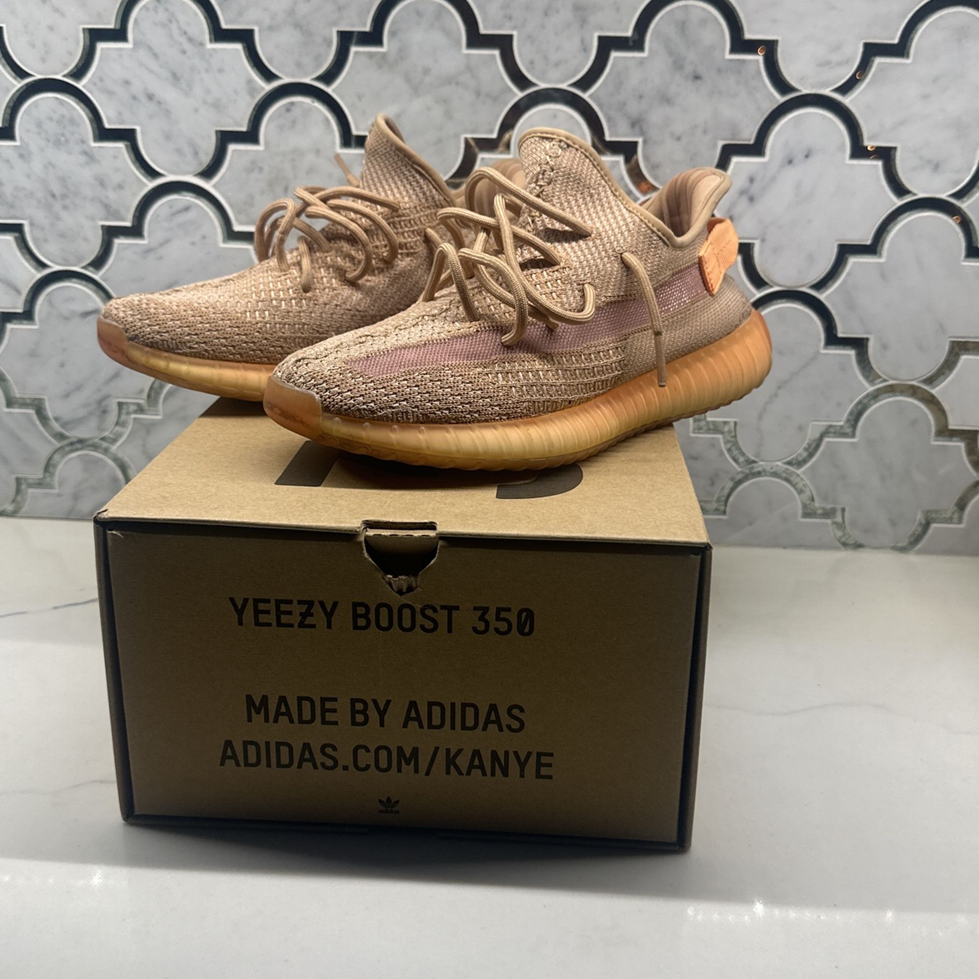 Yeezy Boost V2 Clay