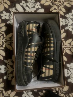 Burberry 1 of 1