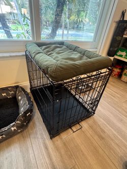 Dog crate