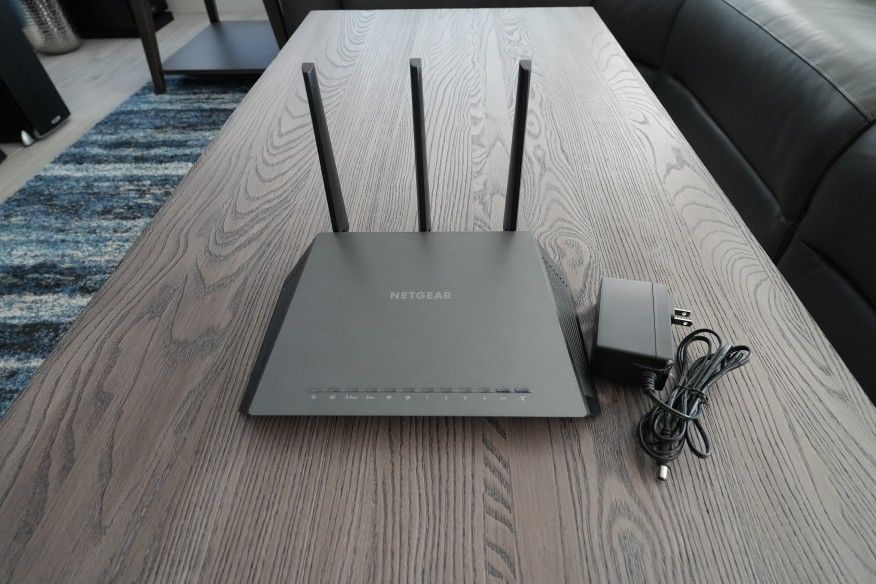 Netgear Nighthawk R7000 AC1900 WiFi Router