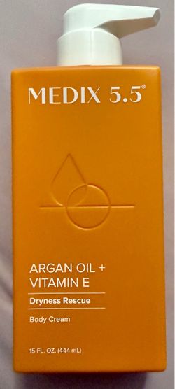 MEDIX 5.5 Argan Oil + Vitamin E Dryness Rescue Body Cream