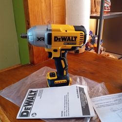 DeWalt 20v New. XR.   Impact Wrench.  1/2".  3 Speed.   Brushless Motor 