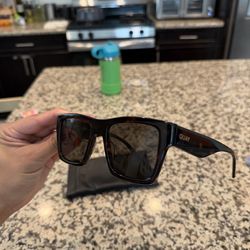 Quay Sunglasses (Fast Lane)