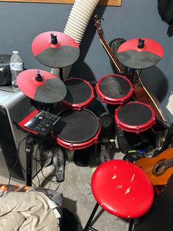 Alesis Nitro Max mesh electronic drum kit