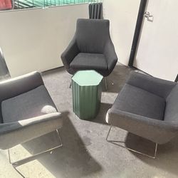 3 armchairs with coffee table