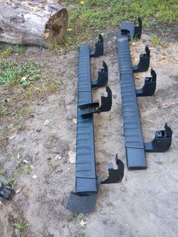 Running boards  universal will fit on Chevy or or Ford 2016