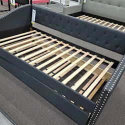 Twin/twin Daybed set(mattress included:$645)