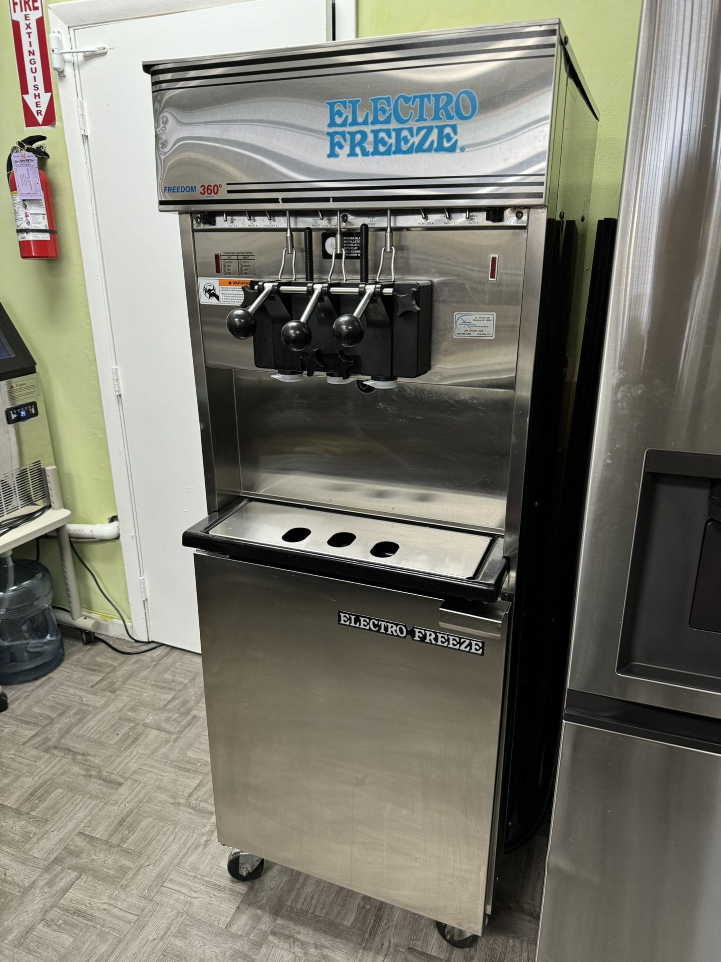 Electro Freeze Freedom 360 Maquina De Helados Soft Serve 100 Funcional