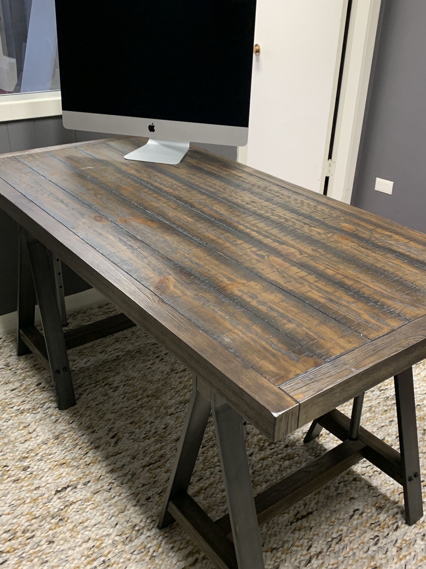 Wooden Adjustable Desk (Heavy Duty)