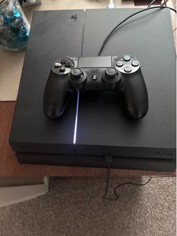 PlayStation 4 black  500gb