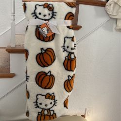 Hello Kitty Blanket New