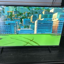 Samsung Flatscreen TV 43”