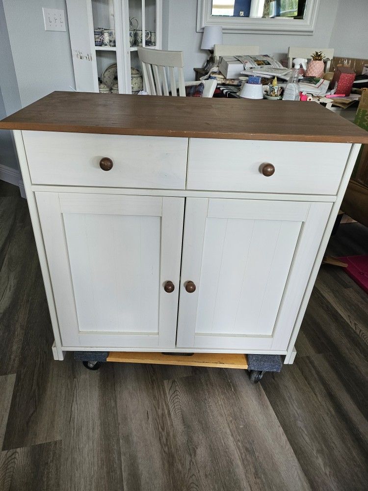 Small White Cabinet