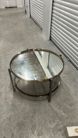 Circle round table mirror