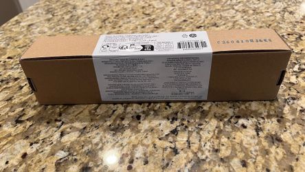 Amazon basics 3 hole punch