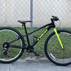 Trek Wahoo 26” Wheels 