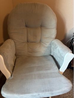 Moving! Mothers Glider Chair with Ottoman