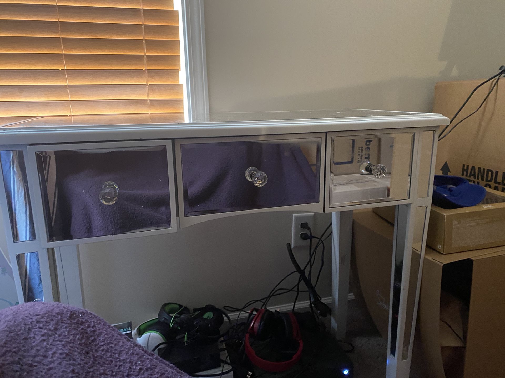 Mirror White Glass Desk